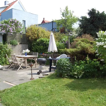 Large On Bornholm アパート アリンエ