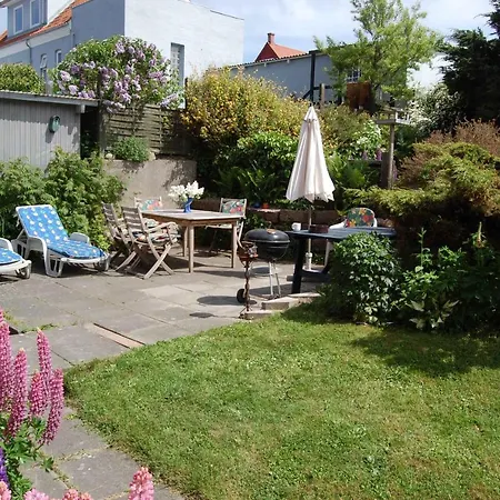 Large On Bornholm アパート *