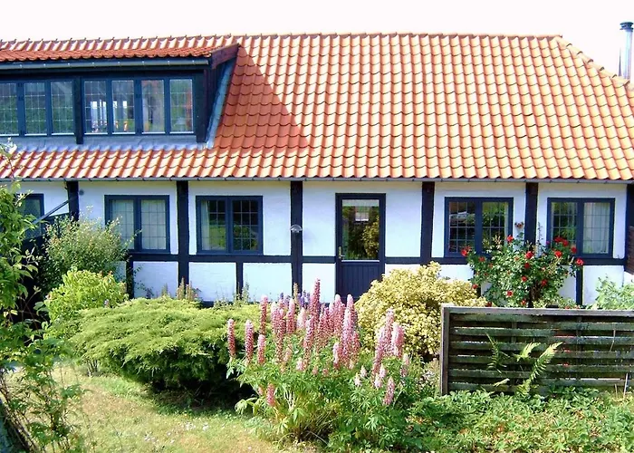 Large On Bornholm アパート *